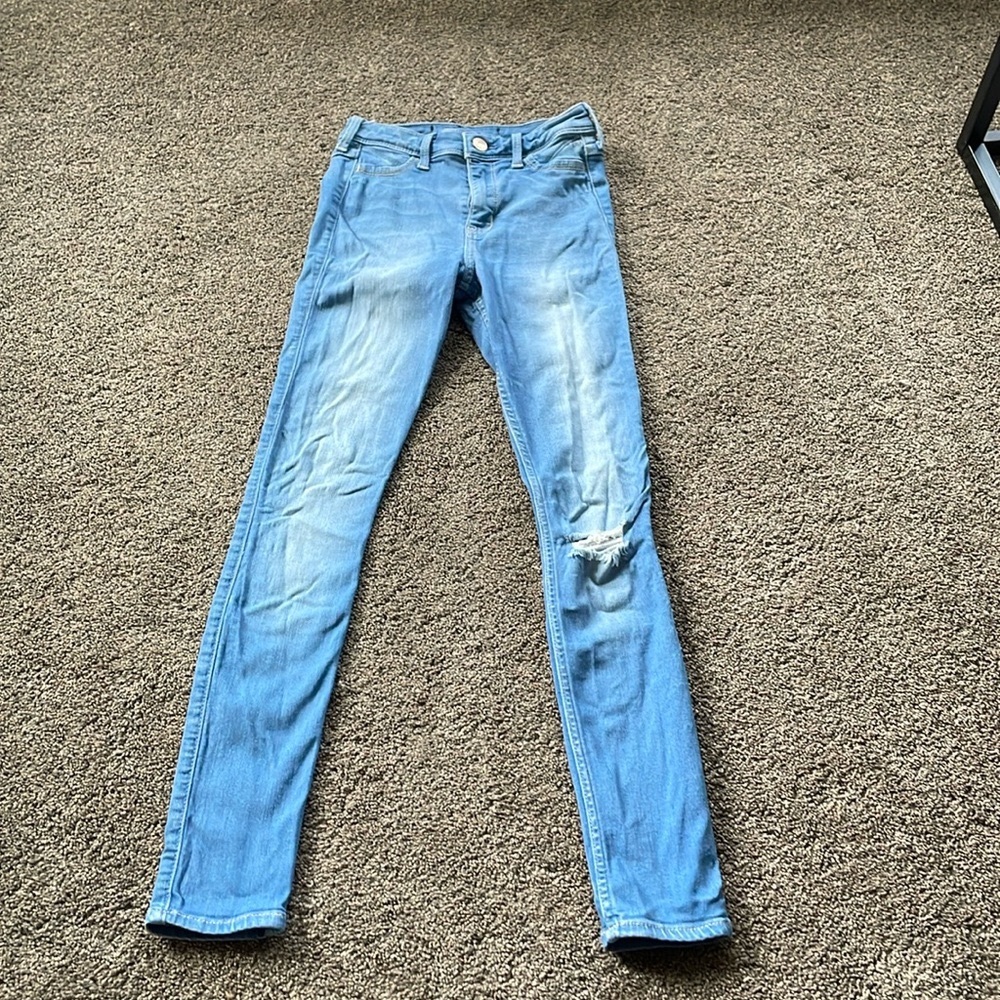 Blue skinny jeans